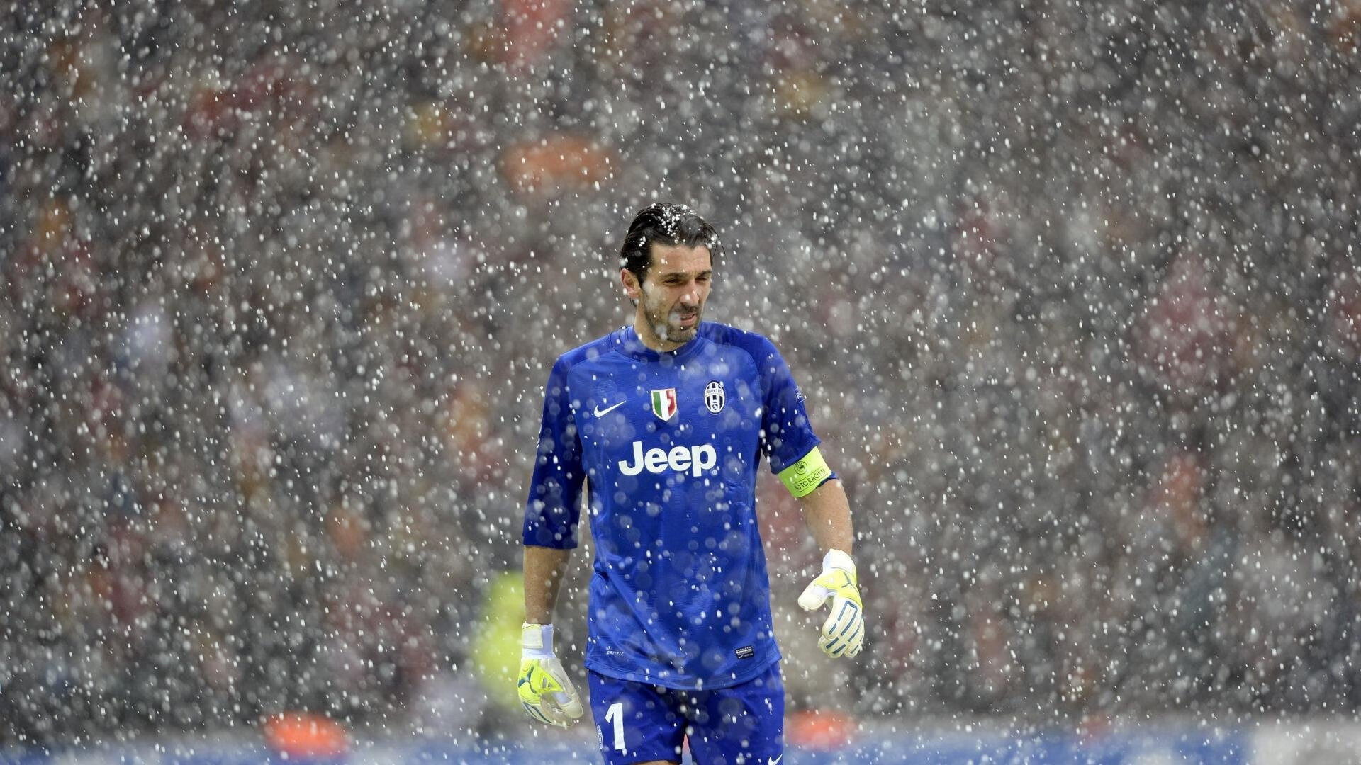 中国足球国家队守门员专项技术培训体系完善，中国足球运动员守门员